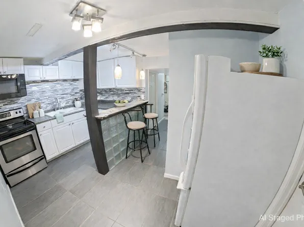 525 Kearney, 525 Kearney St #B, Manhattan, KS 66502