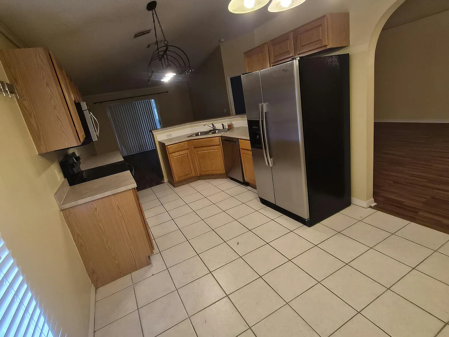 3 bed, 1632 sqft, $2,380 — Photo 3
