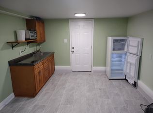 2324 Cambronne St, New Orleans, LA 70118