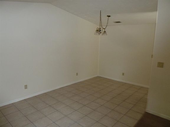 4th image of 2329-B Via Sardina St