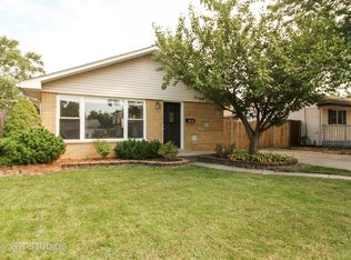 6018 Birmingham St, Chicago Ridge, IL 60415