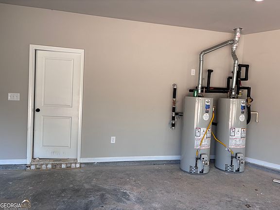 5th image of 678 Inman Rd #1