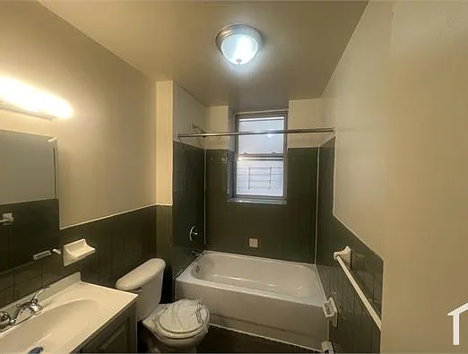 1 bed, $1,699 — Photo 2