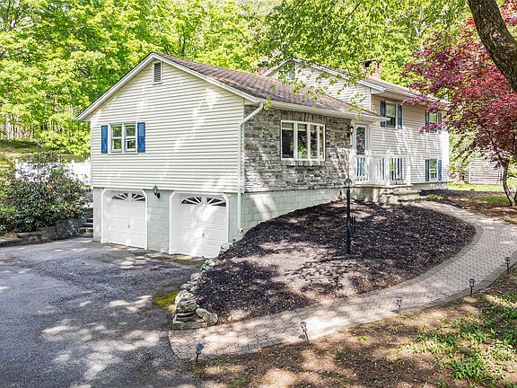 2nd image of 25 McAllister Drive