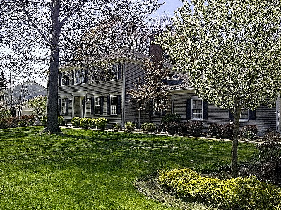 2nd image of 119 Chadbourne Dr