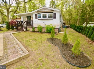 81 Skyline Dr, Sicklerville, NJ 08081