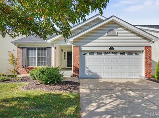 8 Soenker Cir, Saint Peters, MO 63376