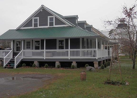 2nd image of 1734 State Highway 72