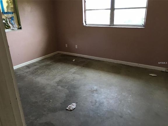 5th image of 911 Edmund Ave