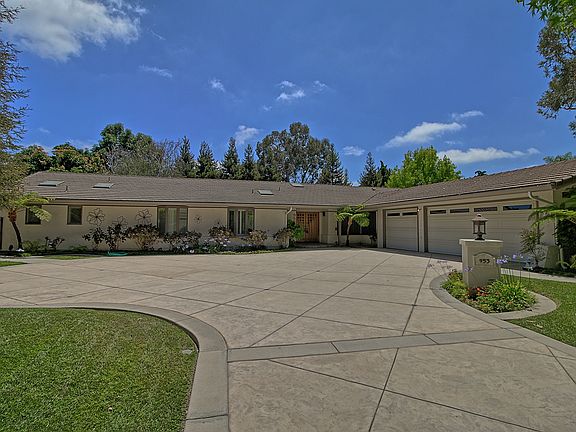 4th image of 953 Sudario Ct