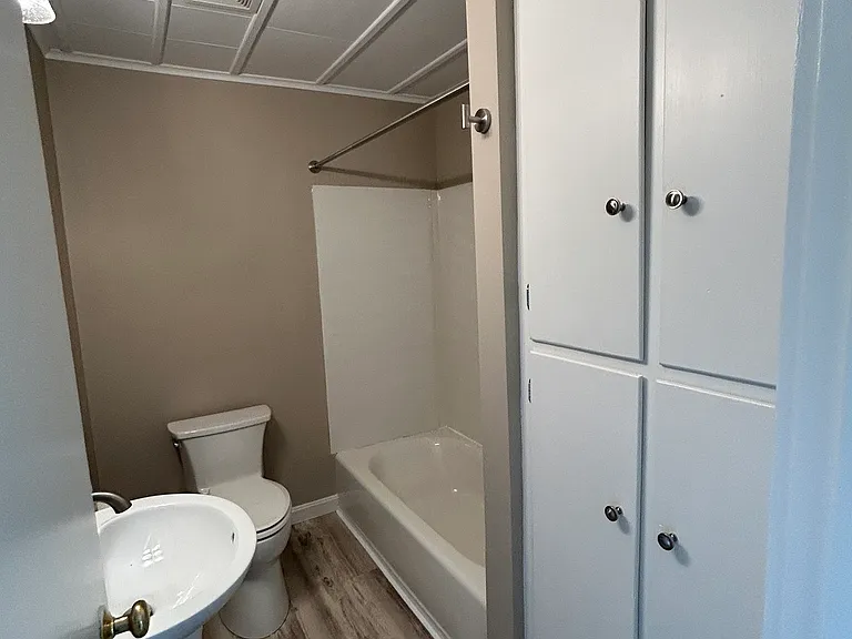 251 Alfred St #2 — Photo 11