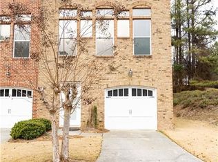 90 Grove Park Ln, Woodstock, GA 30189