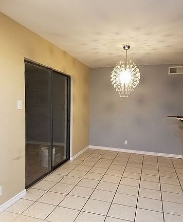 2nd image of 104 Comanche Cir