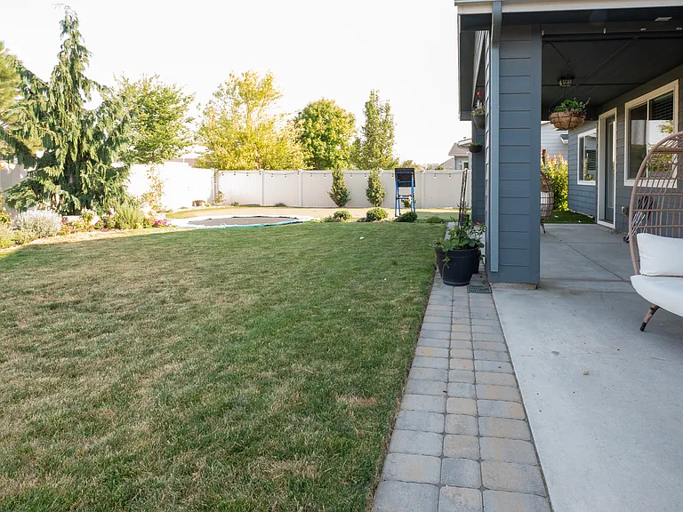 2082 S Woodsage Way — Photo 5