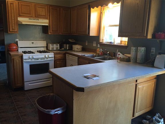 3rd image of 2316 Ashland Ct