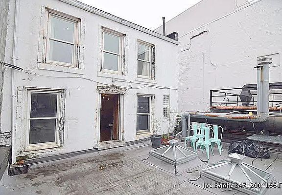 3rd image of 34 Avenue A Frnt A