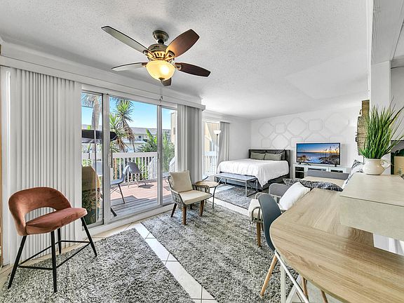 2nd image of 775 Gulf Shore Dr #1031