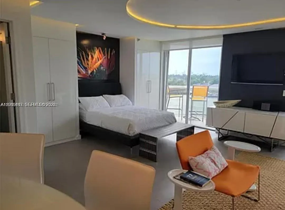 La Rive Gauche Condo — Photo 3