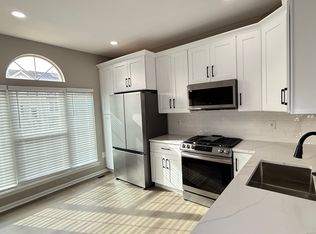 21102 Mossy Glen Ter #16, Ashburn, VA 20147