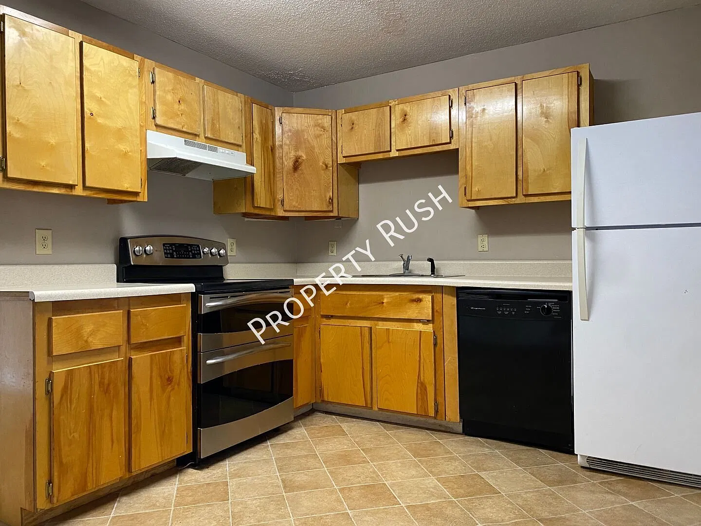 56 Bell Rd. "B" - Charming 2 bed/1.5 bath rental in Lafayette, GA! $1,050/mo. — Photo 4