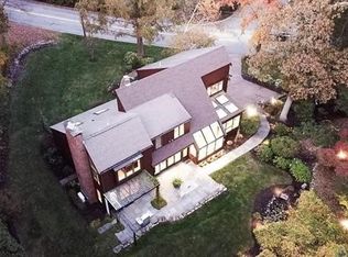 33 Wainwright Rd, Winchester, MA 01890