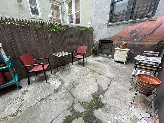 Rented by Yup Realty LLC | media 10