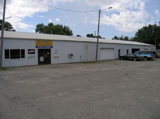 209 Franklin St, Center Point, IA 52213
