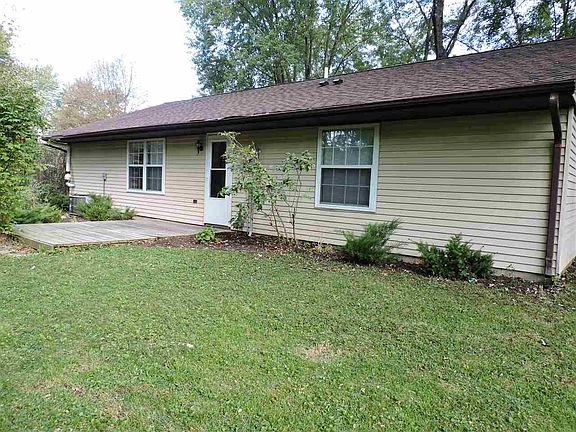 3rd image of 62 Appomattox Ct