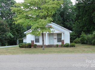 2011 S Ridge Ave, Kannapolis, NC 28083