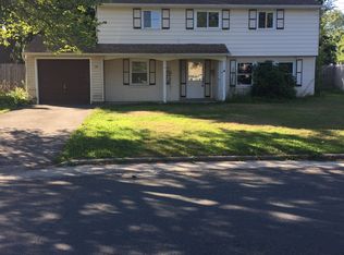 5 Evelyn Drive, Commack, NY 11725