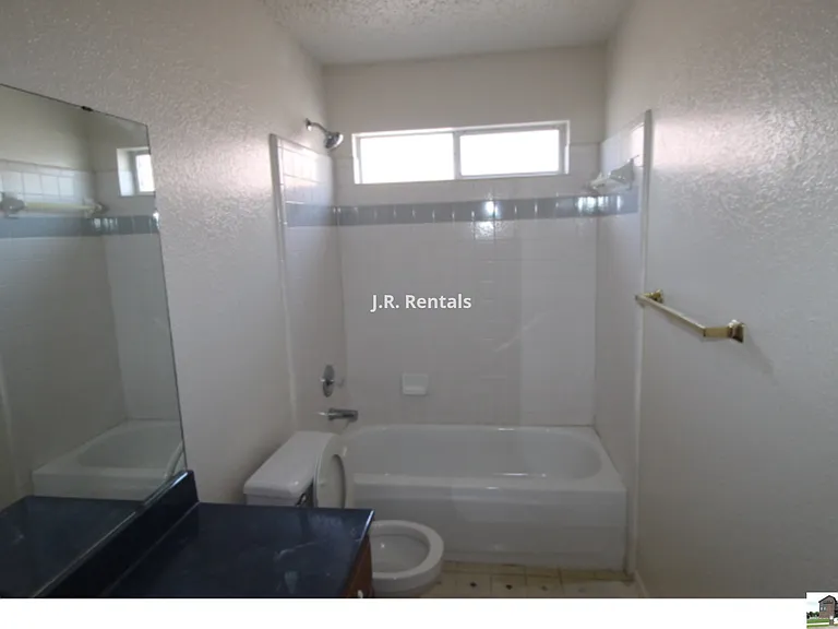 3615 Coral Bay Ln — Photo 55