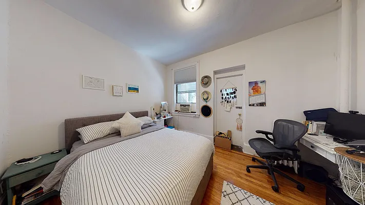 Rented by Bond New York | media 9