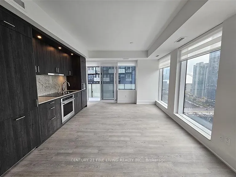 470 Front St W #1312 — Photo 1