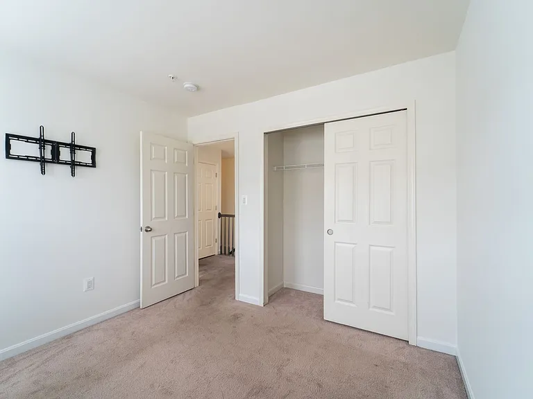 405 Ocracoke Way — Photo 34
