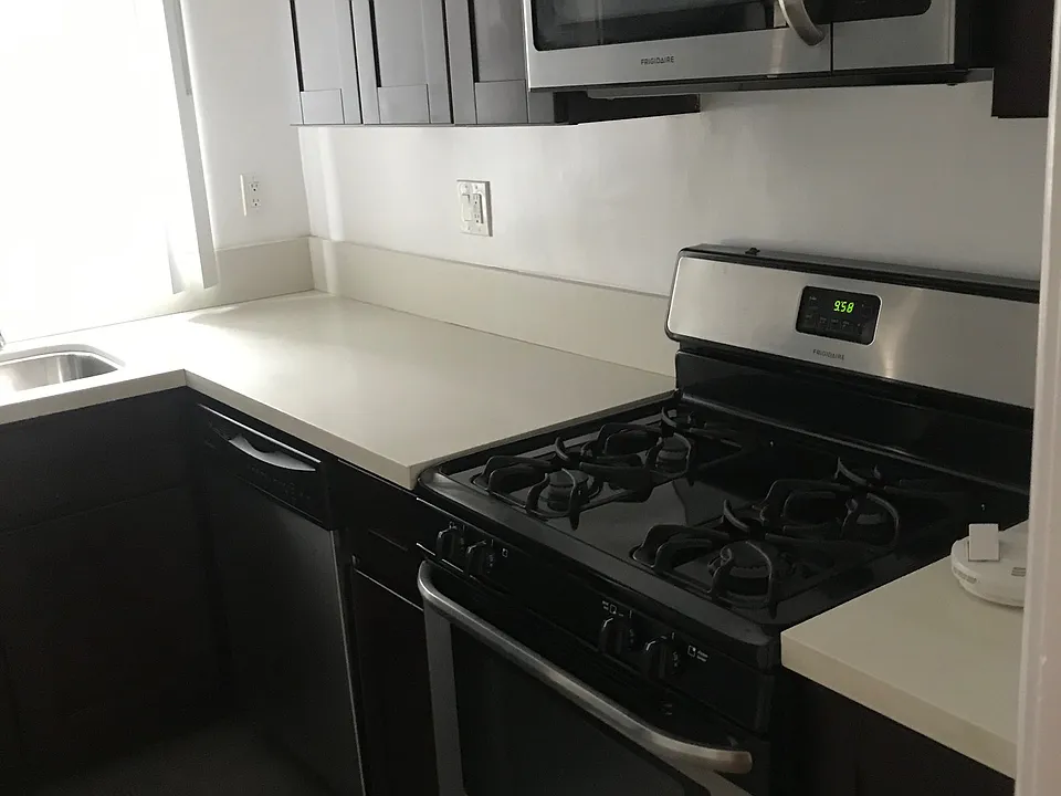 1760 El Cerrito Pl #5