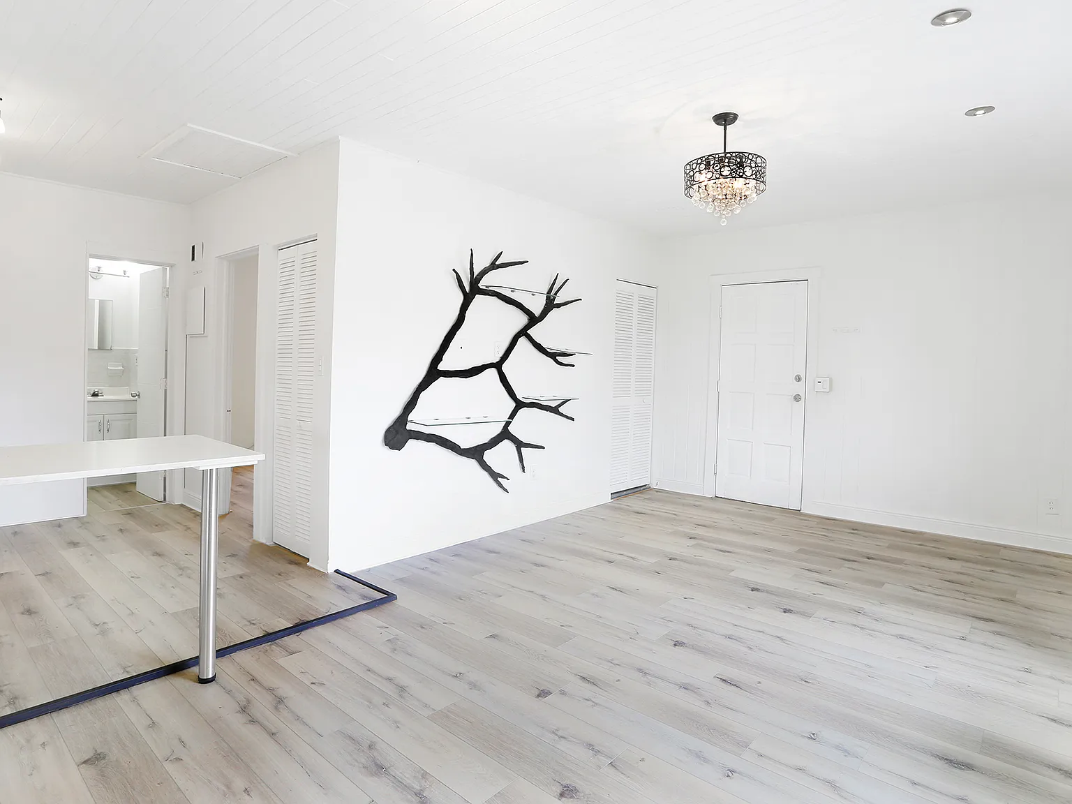 1 bed, 750 sqft, $1,900 — Photo 4