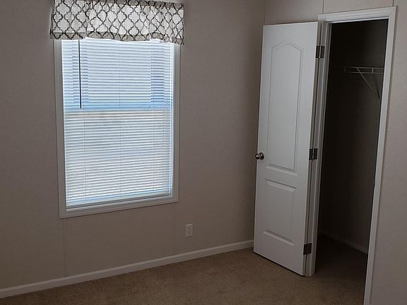 4th image of 516 Courtland Ln #634
