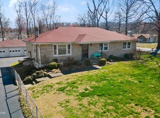 9719 Keys Ferry Rd, Fairdale, KY 40118