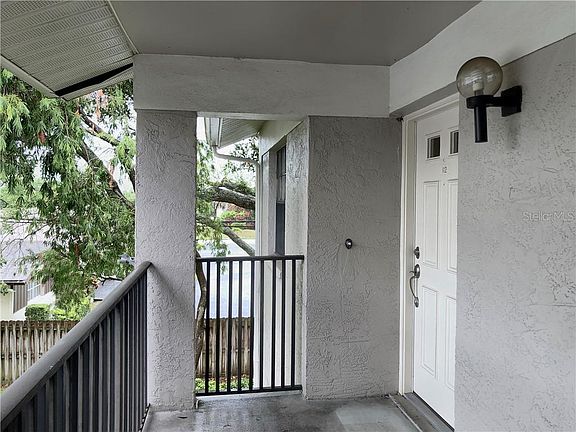 2nd image of 2119 Elm St APT 112