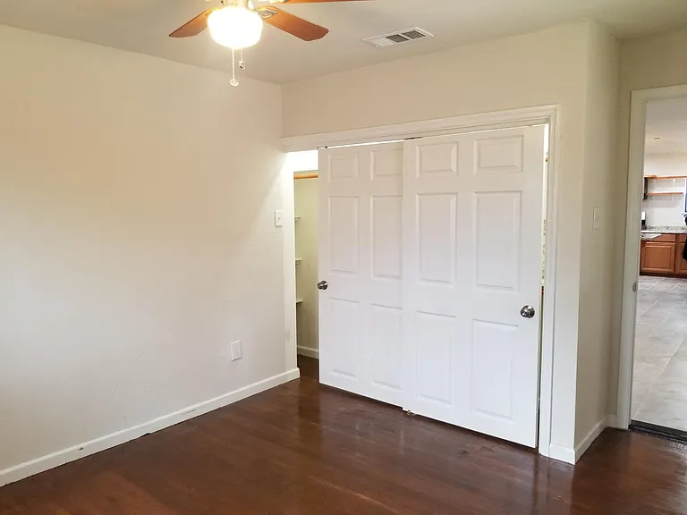 6830 Greenhurst St — Photo 27
