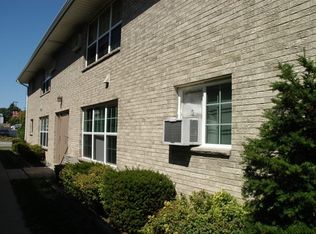 3016 S 60th St APT 2E, Milwaukee, WI 53219