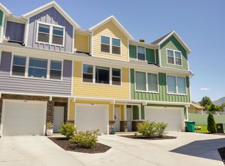 374 W Knights Ln, Layton, UT 84041