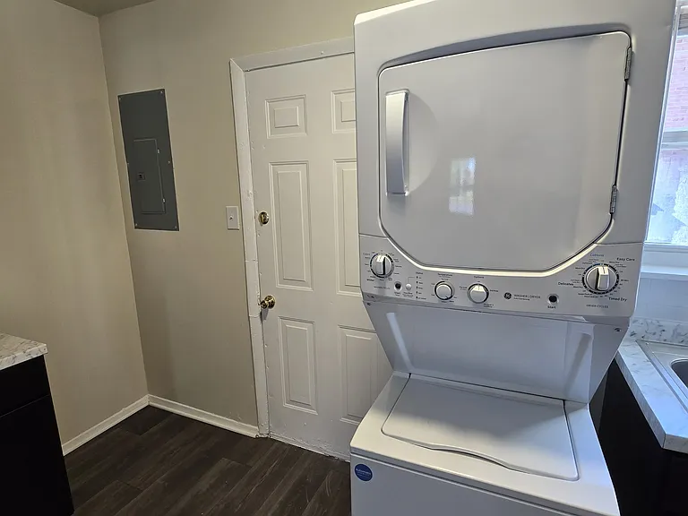 1708 Carlisle Ave #6 — Photo 9