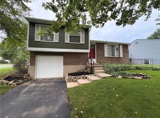 734 Martindale Rd, Englewood, OH 45322