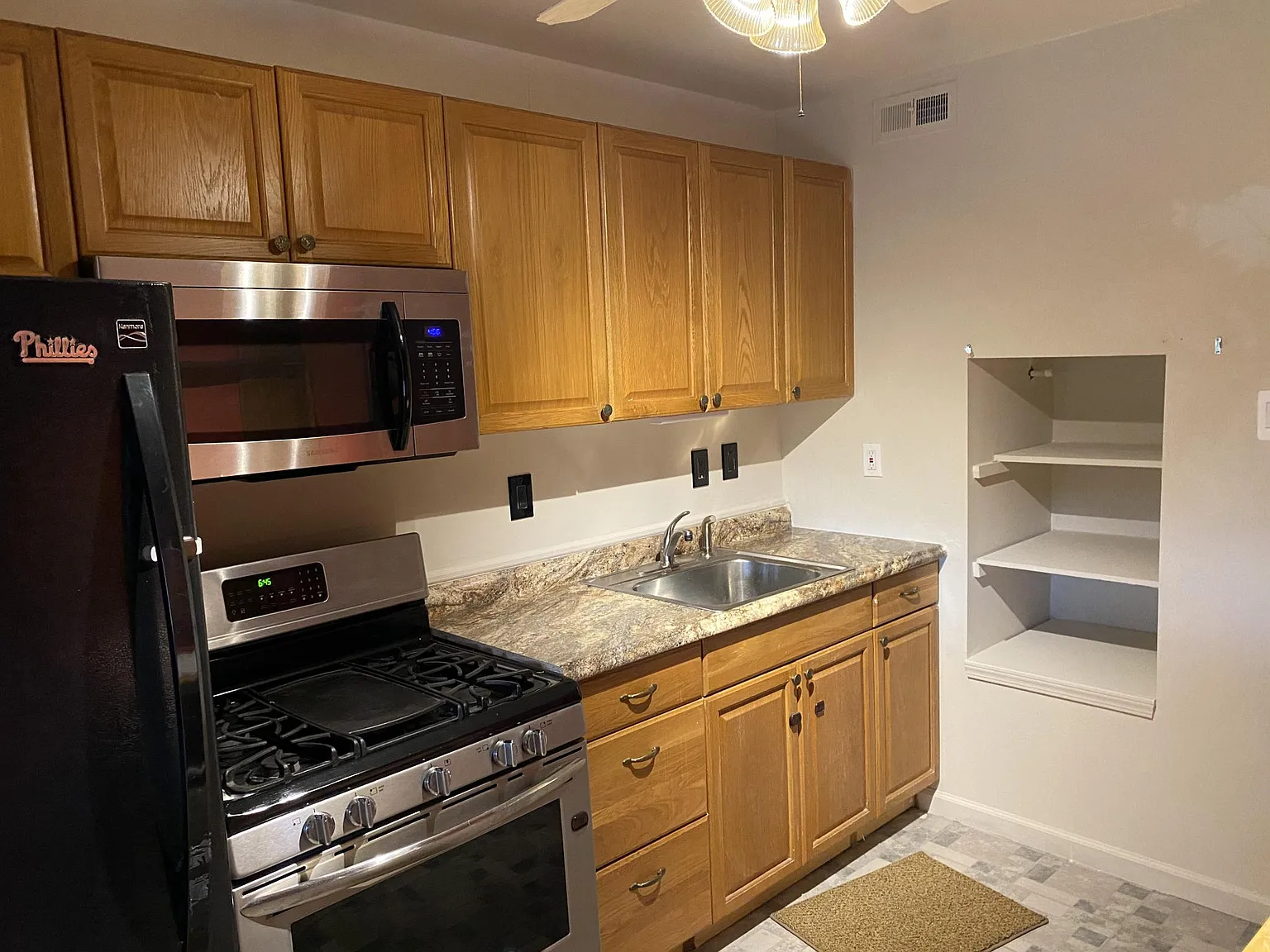 12412 Barbary Rd — Photo 4