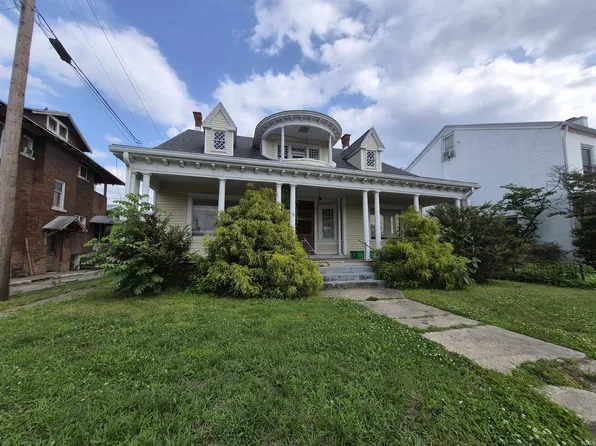 309 N 4th St, Vincennes, IN 47591