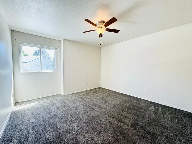 Susan Lane 4-plex — Photo 4
