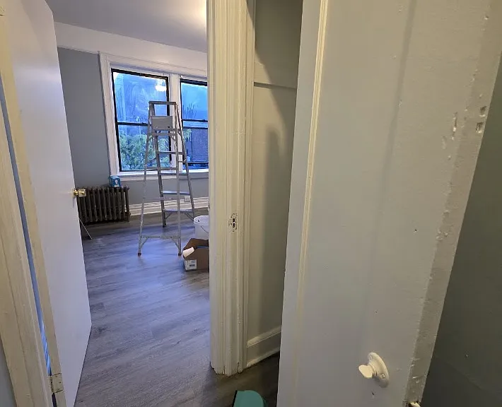 124 Storms Ave #3L — Photo 3