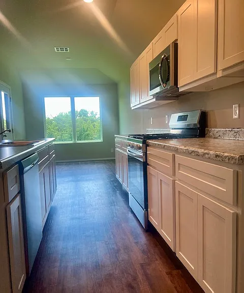 1205 W Tucson Rd — Photo 9