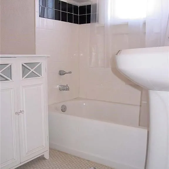 Betty Lou Appartments - 2Bro LLC - SJ — Photo 6